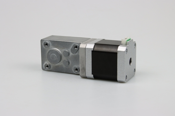 Hybrid 1.8 Degree 1.5A Nema 17 Worm Geared Step Motor For Laboratory Automation